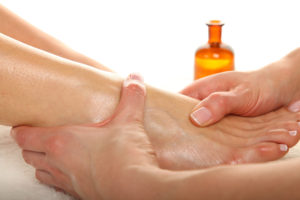 Foot massage with oil