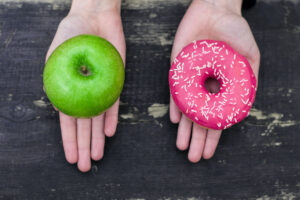 Apple vs Donut